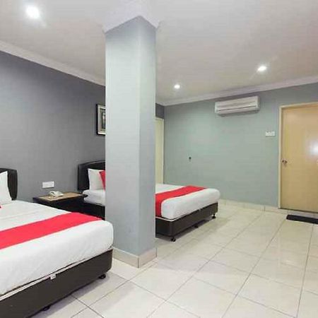 Puteri Ampang Hotel Esterno foto