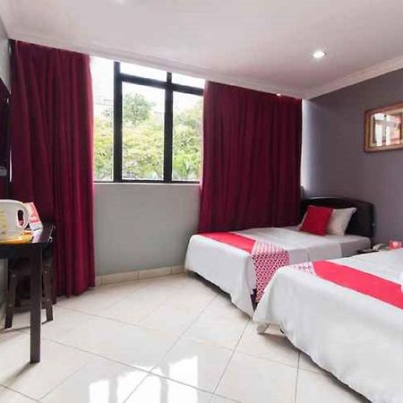 Puteri Ampang Hotel Esterno foto