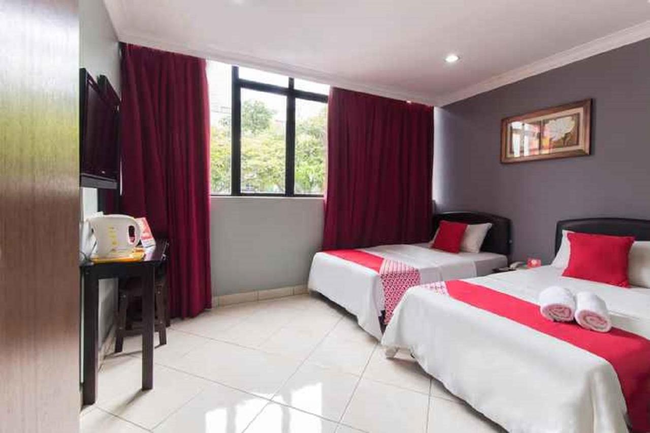 Puteri Ampang Hotel Esterno foto