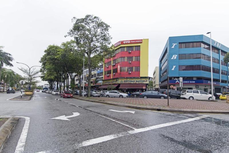 Puteri Ampang Hotel Esterno foto