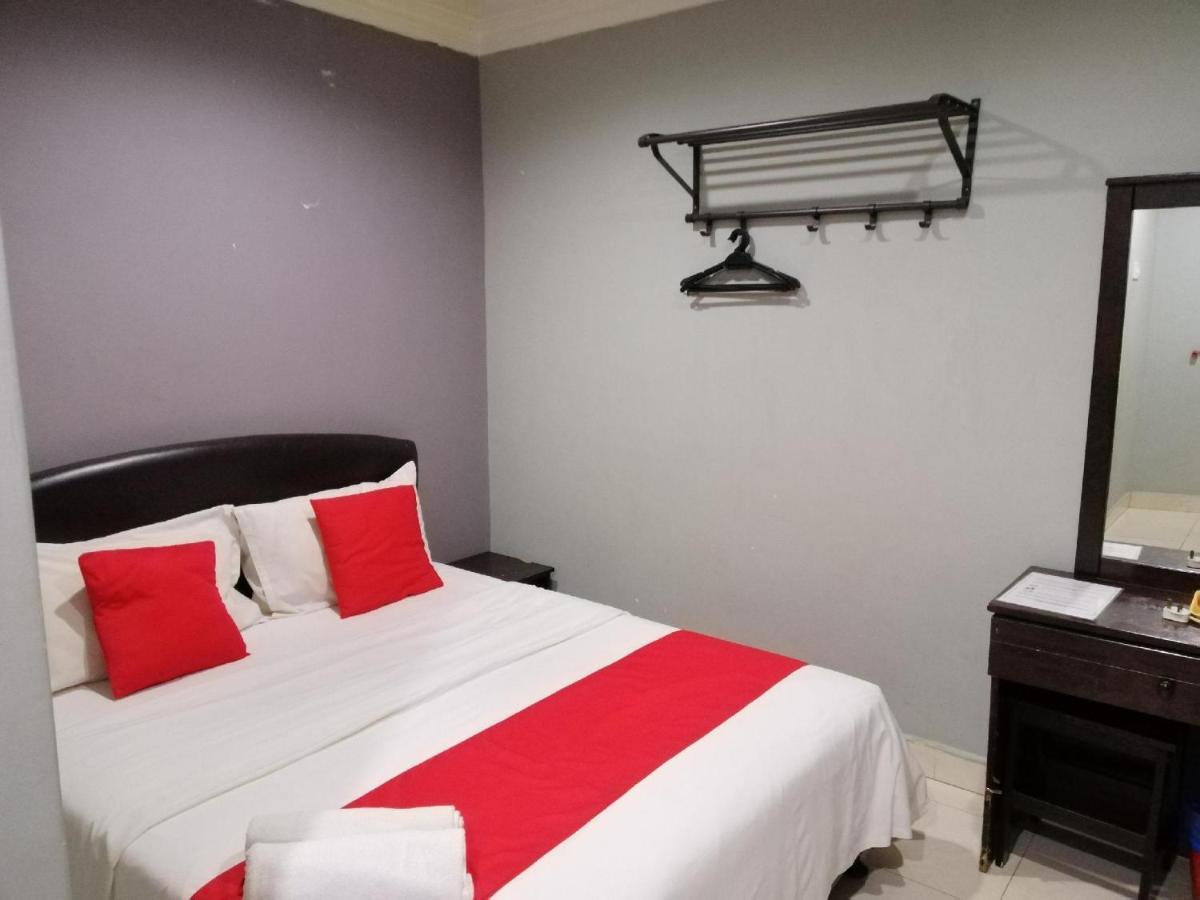 Puteri Ampang Hotel Esterno foto