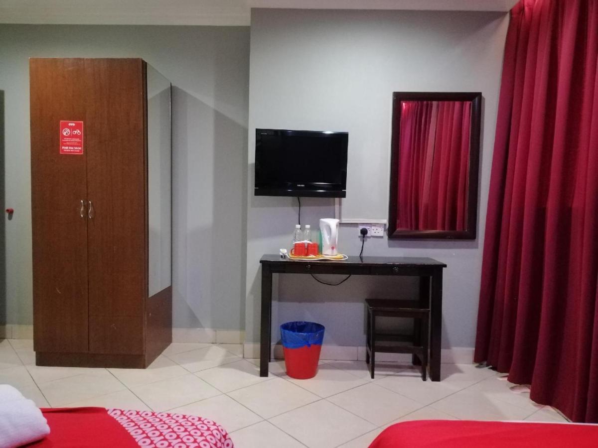 Puteri Ampang Hotel Esterno foto